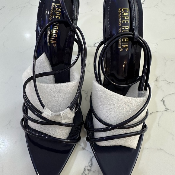 NEW Cape Robbin Dark Blue with Black Bottom Strappy Heels - Picture 2 of 4